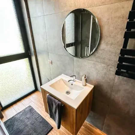 Horizon Park Apartment
